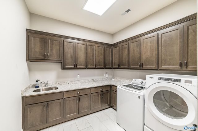 1314 Pecan Point Way SE, Huntsville, AL 35803