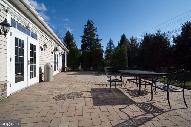 426 TIMBERLAKE DR, Ewing, NJ 08618