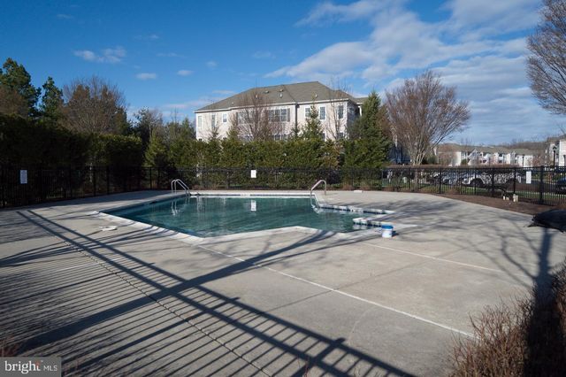 426 TIMBERLAKE DR, Ewing, NJ 08618