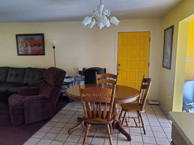 26215 Beverly Road, Taylor, MI 48180