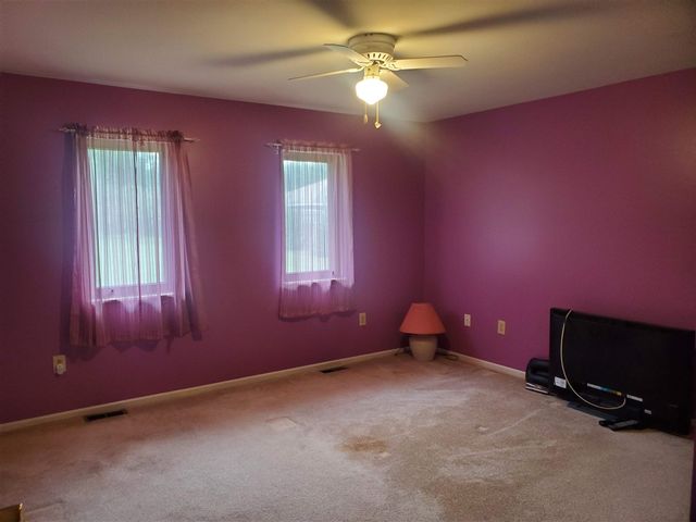 26215 Beverly Road, Taylor, MI 48180