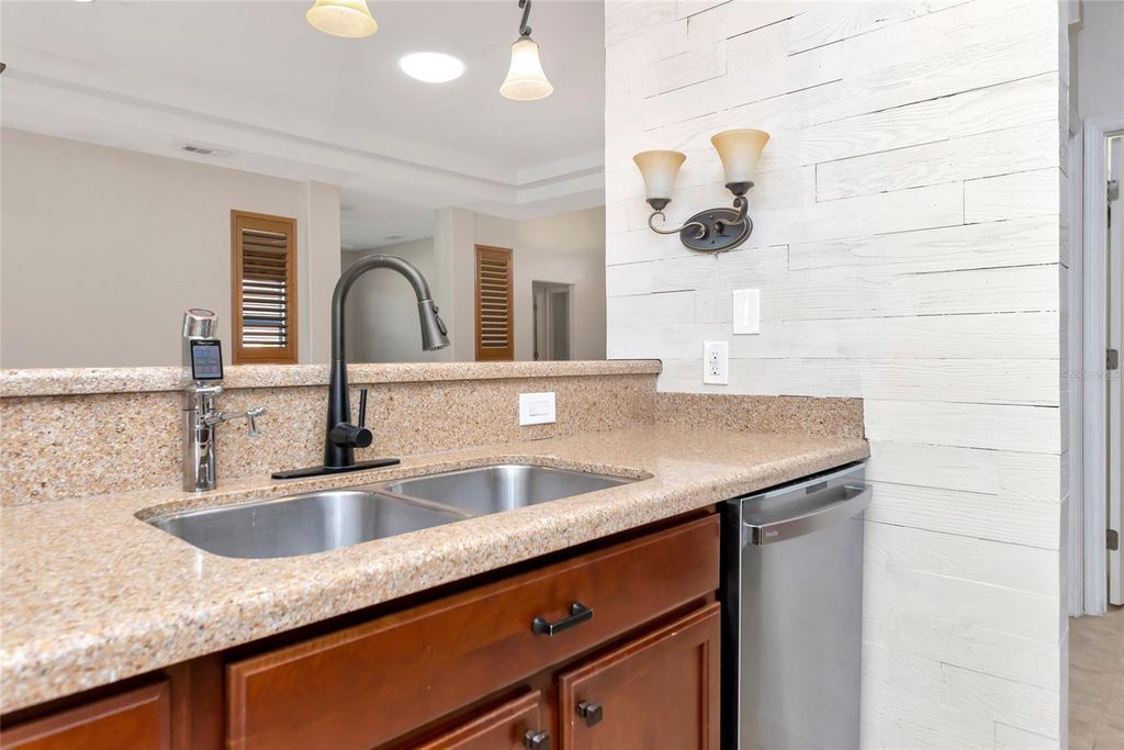 Image 15 of property listing at 223 RIVER ENCLAVE COURT, Bradenton, FL 34212