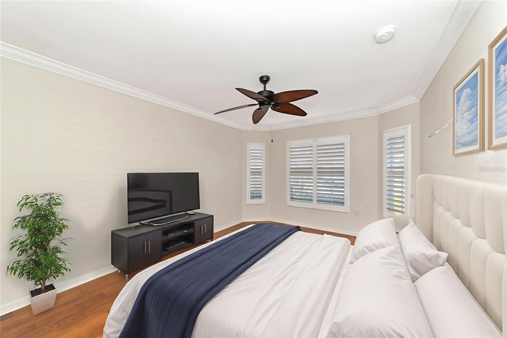 Image 19 of property listing at 223 RIVER ENCLAVE COURT, Bradenton, FL 34212