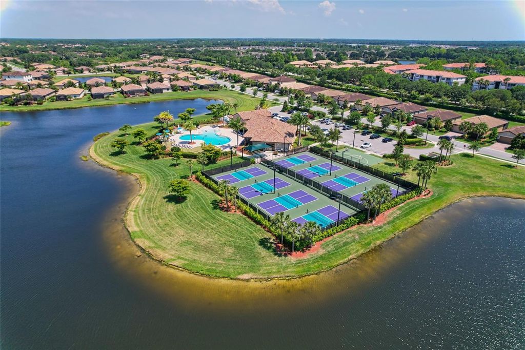 Image 66 of property listing at 223 RIVER ENCLAVE COURT, Bradenton, FL 34212