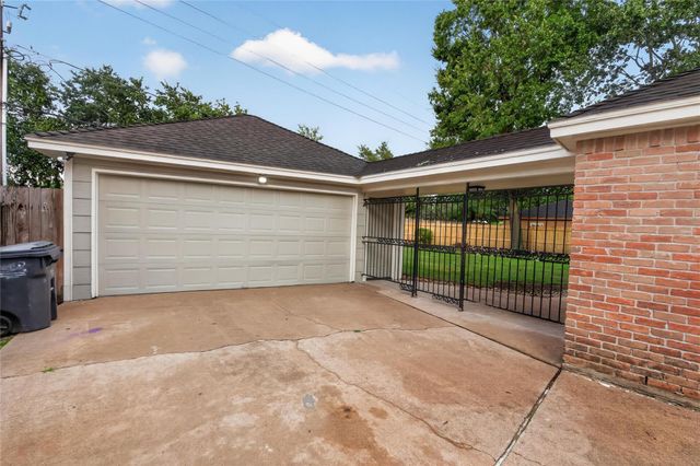14810 Walters, Houston, TX 77068