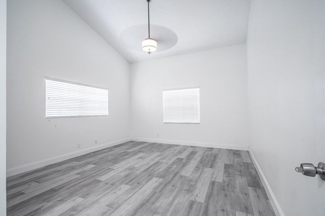 5140 NW 5th Avenue, Boca Raton, FL 33487