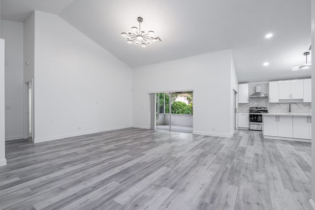 5140 NW 5th Avenue, Boca Raton, FL 33487