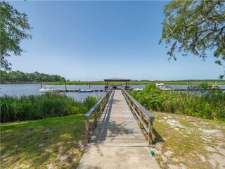 111 Cathead Lane, Darien, GA 31305