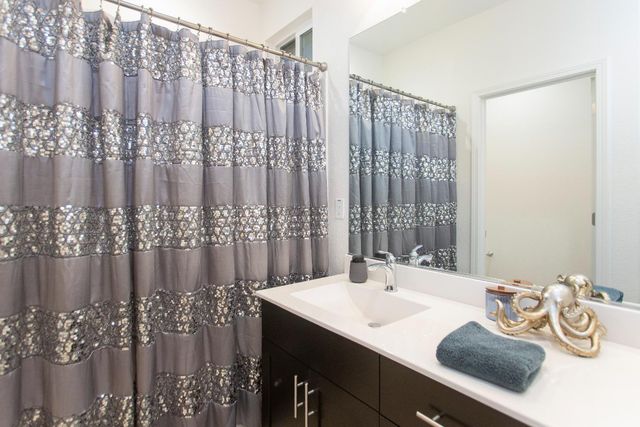 17878 Isabella Pl, Lathrop, CA 95330