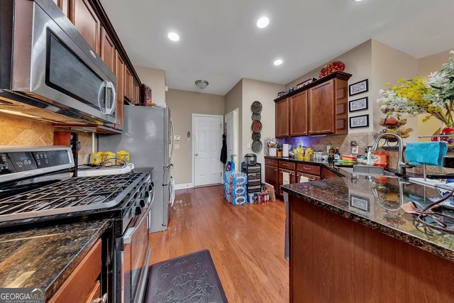5614 Cobblestone Creek Avenue 8, Mableton, GA 30126
