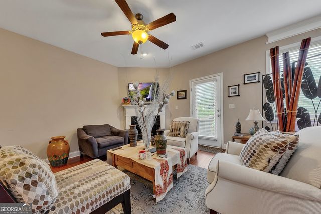 5614 Cobblestone Creek Avenue 8, Mableton, GA 30126