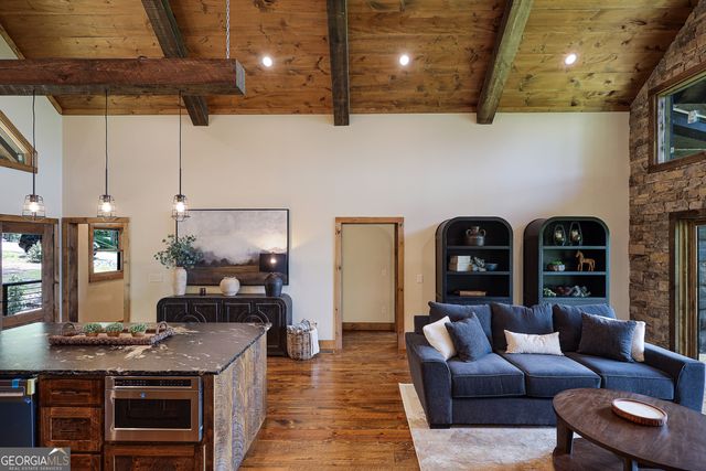 356 Arbor Creek Trail, Mineral Bluff, GA 30559