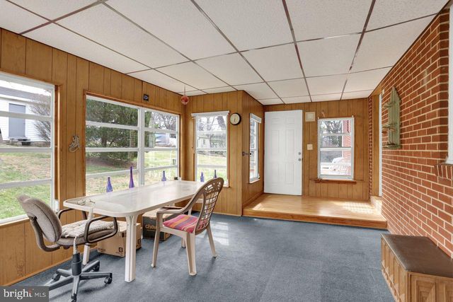 54 GRANDVIEW RD, Hummelstown, PA 17036