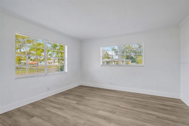 7031 GLENVIEW DRIVE, Tampa, FL 33619