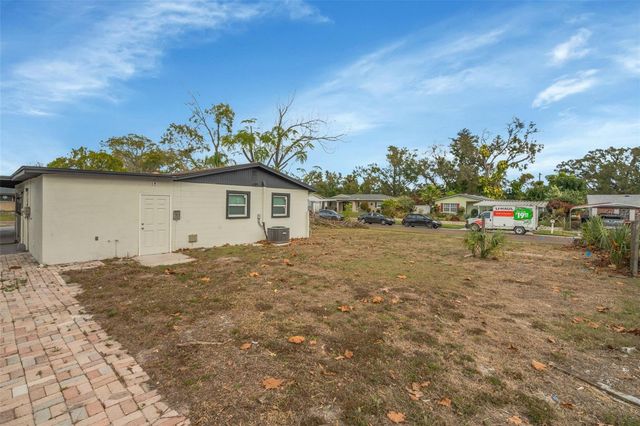 7031 GLENVIEW DRIVE, Tampa, FL 33619