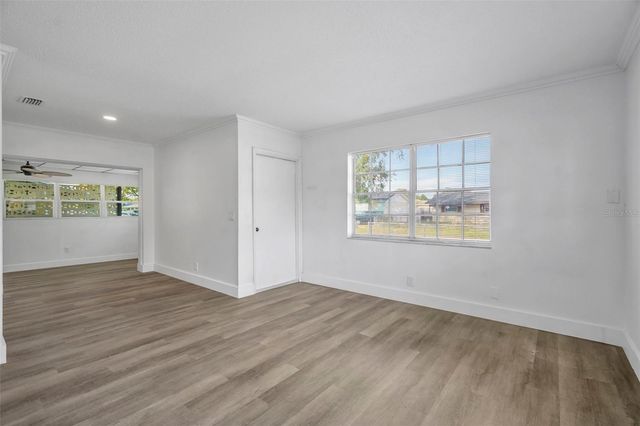 7031 GLENVIEW DRIVE, Tampa, FL 33619