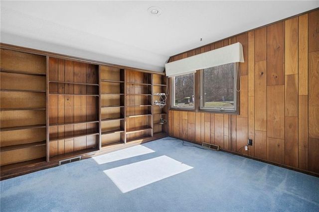 7616 NW Eastside Drive, Weatherby Lake, MO 64152