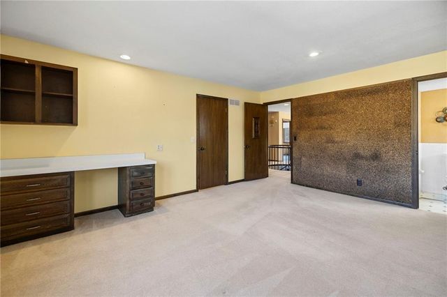 7616 NW Eastside Drive, Weatherby Lake, MO 64152