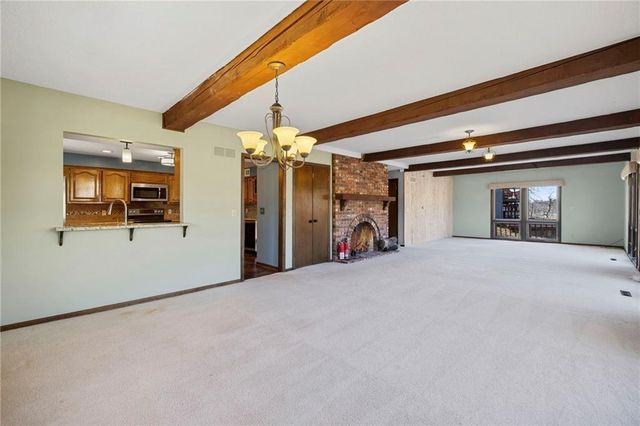 7616 NW Eastside Drive, Weatherby Lake, MO 64152