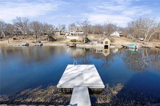 7616 NW Eastside Drive, Weatherby Lake, MO 64152