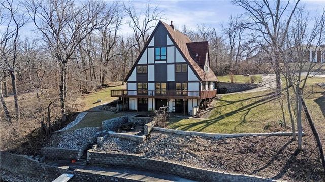 7616 NW Eastside Drive, Weatherby Lake, MO 64152