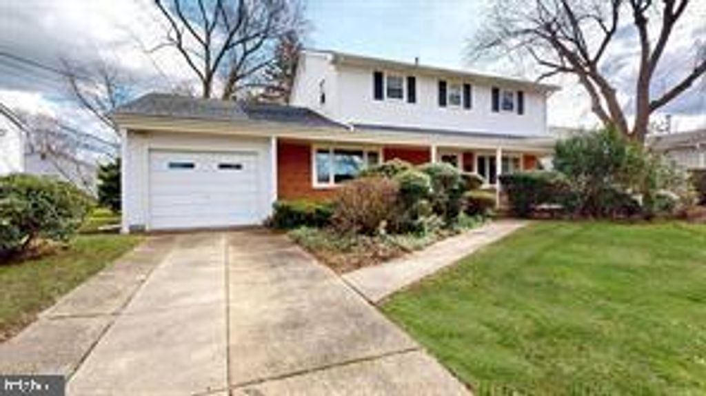 412 FIRESIDE LN, Cherry Hill, NJ 08003