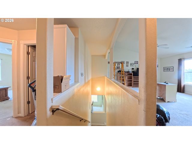 2180 DALKE RIDGE Dr, Salem, OR 97304