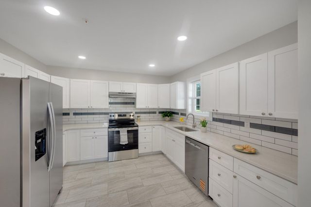 322 E CECIL AVE, North East, MD 21901