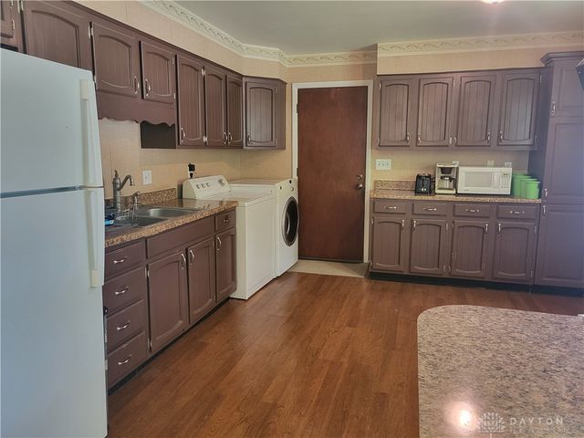125 Mark Lane, Fairborn, OH 45324