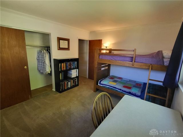 125 Mark Lane, Fairborn, OH 45324