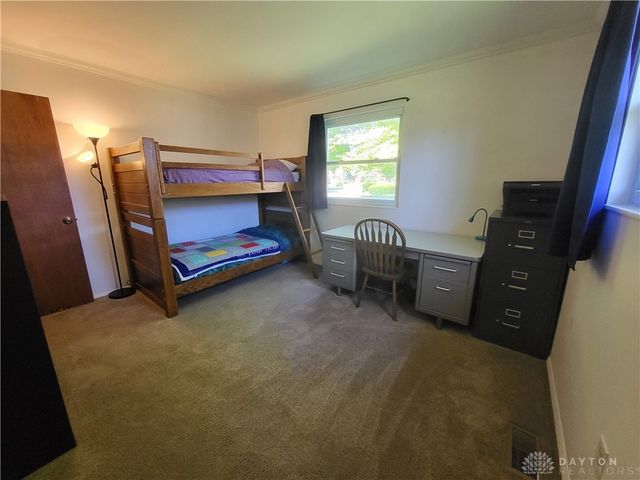 125 Mark Lane, Fairborn, OH 45324