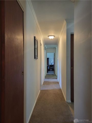 125 Mark Lane, Fairborn, OH 45324