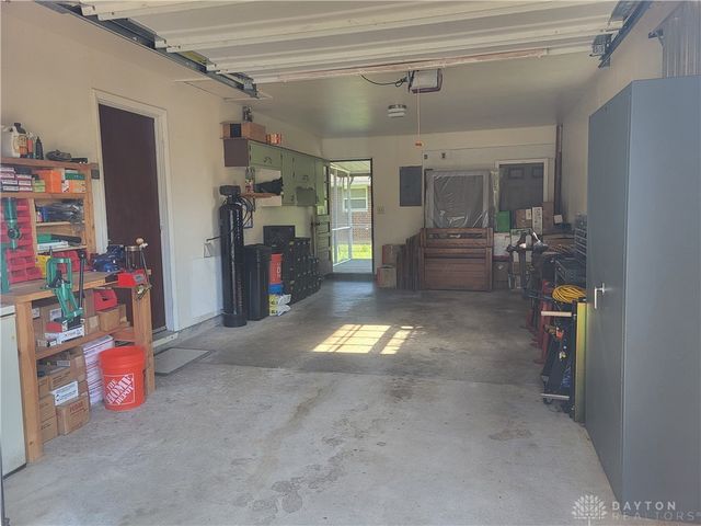 125 Mark Lane, Fairborn, OH 45324