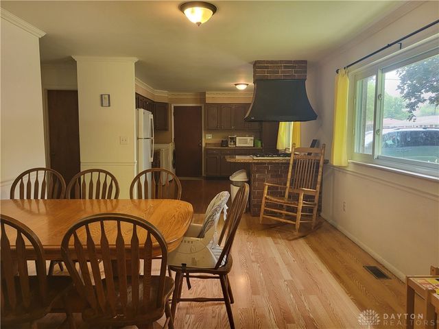 125 Mark Lane, Fairborn, OH 45324