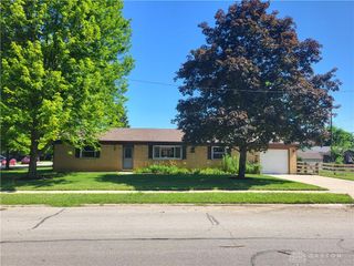 125 Mark Lane, Fairborn, OH 45324
