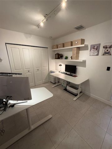 930 NW 145th Ter, Miami, FL 33168