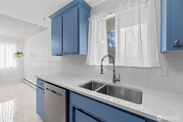 953 NW Illahee Drive, Oak Harbor, WA 98277