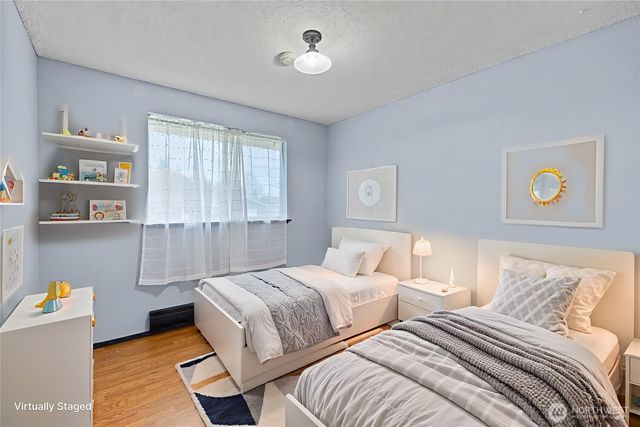 953 NW Illahee Drive, Oak Harbor, WA 98277