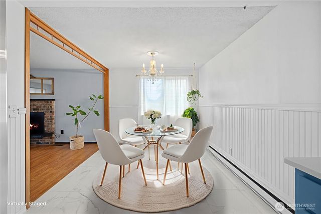 953 NW Illahee Drive, Oak Harbor, WA 98277