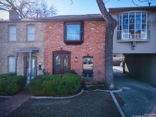 222 W Craig Pl Apt D, San Antonio, TX 78212