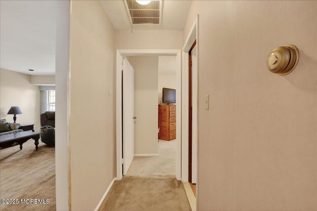 128 Korn Market C, Freehold, NJ 07728