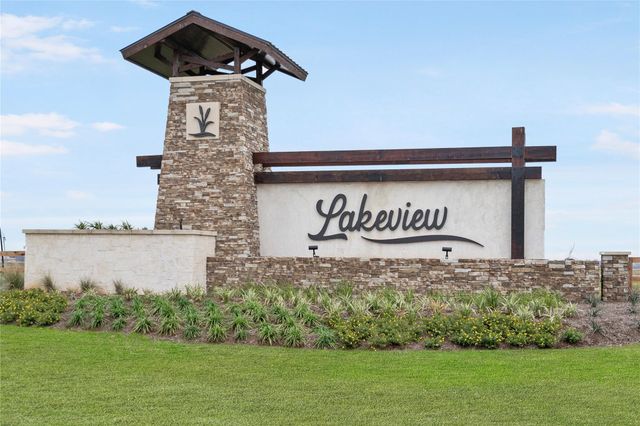4065 Edgewater Terrace Lane, Waller, TX 77484