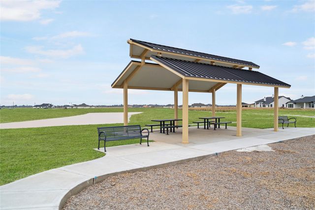 4065 Edgewater Terrace Lane, Waller, TX 77484