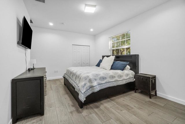 1030 Crystal Way 104, Delray Beach, FL 33444