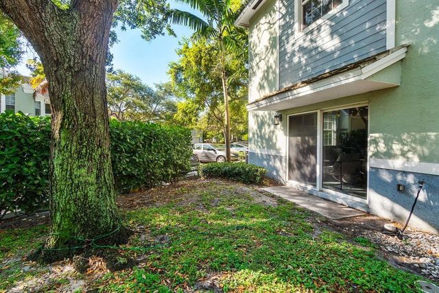 1030 Crystal Way 104, Delray Beach, FL 33444