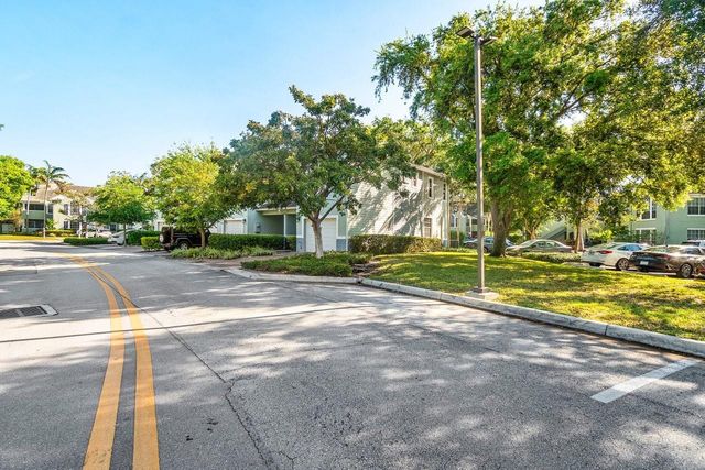 1030 Crystal Way 104, Delray Beach, FL 33444