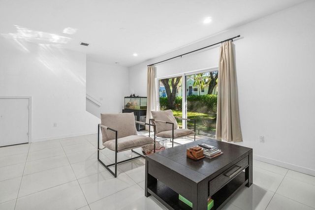 1030 Crystal Way 104, Delray Beach, FL 33444