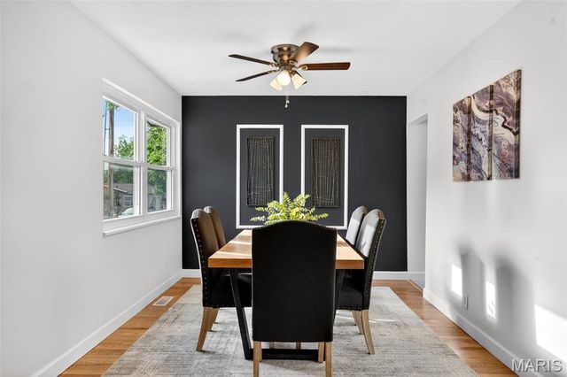 3255 Classic Drive, Florissant, MO 63033