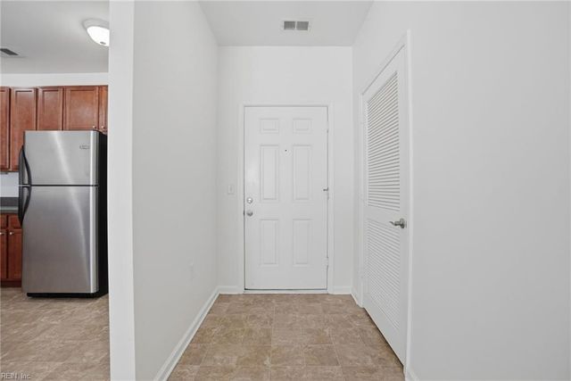 5321 Warminster Dr Unit 303, Virginia Beach, VA 23455