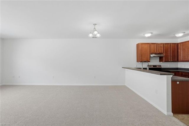 5321 Warminster Dr Unit 303, Virginia Beach, VA 23455